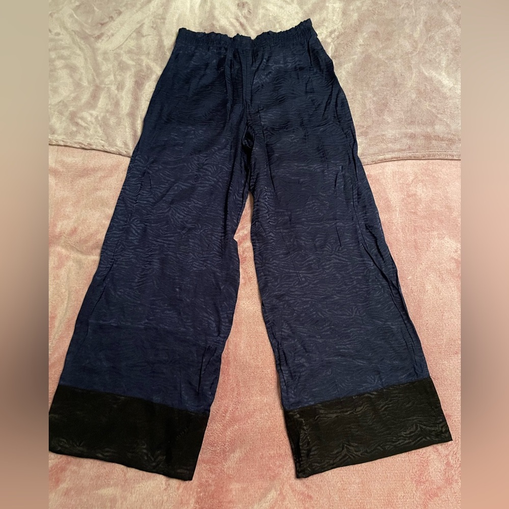 🆕 Victoria’s Secret Zebra Print Wide-Leg Sleep Pants - M